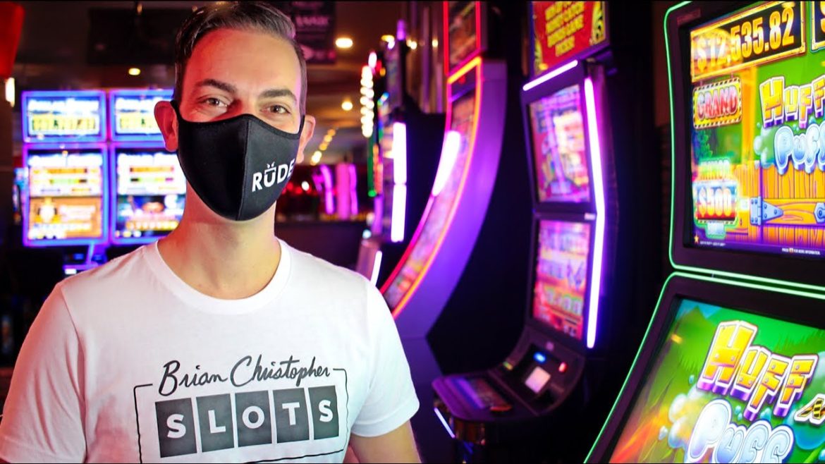 Brian Christopher – America’s Slot Streaming Sweetheart